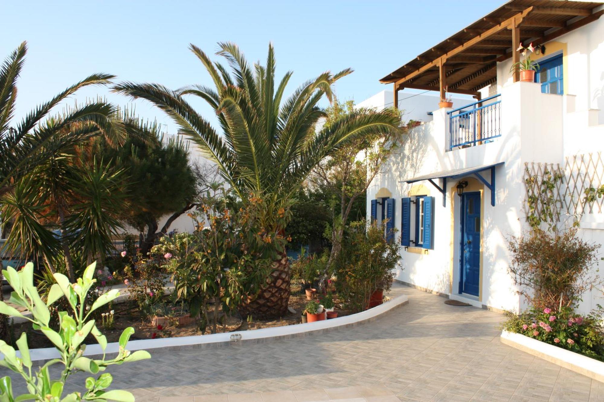 Mina'S Studios In Naxos Island Agios Prokopios  Exterior photo